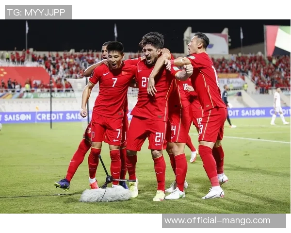 足球经理变白的背后故事与职业生涯的转折点分析